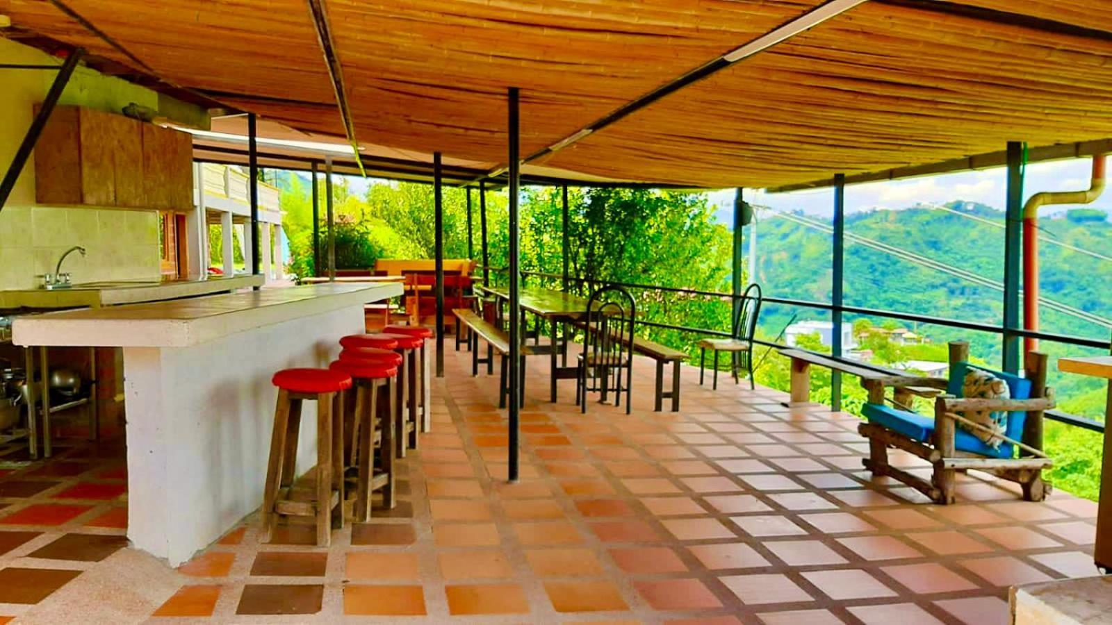 Mountain View Hostel San Peregrino Экстерьер фото